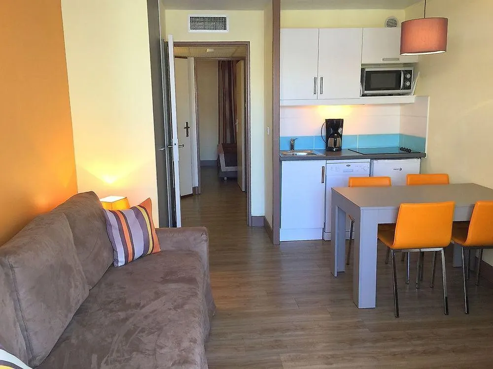 Resort Residence Le Cannes Beach