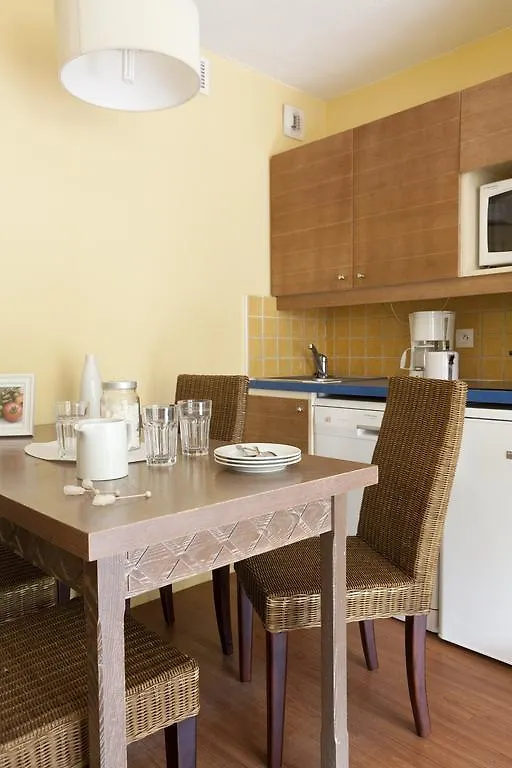 Residence Le Cannes Beach 2*,  Frankreich